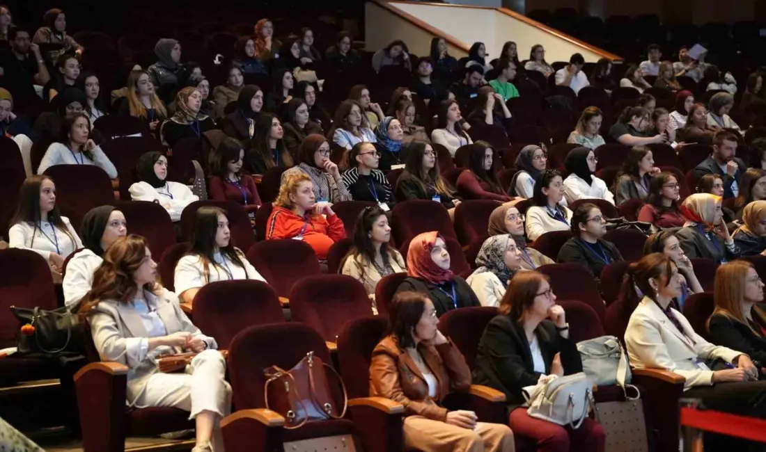 Bursa Uludağ Üniversitesi Sağlık Bilimleri Fakültesi tarafından düzenlenen sempozyum yoğun