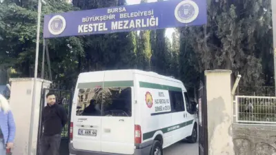 Bursa’nın Kestel ilçesinde iki arkadaş arasında çıkan tartışma kanlı bitti.