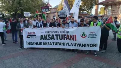 Bursa’da “Direnişten Dirilişe Aksa Tufanı” yürüyüşünde çok sayıda vatandaş, Filistin’e