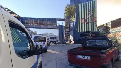 Bursa’da bir eğlence mekanına sabah saatlerine karşı silahlı saldırı gerçekleştirildi.