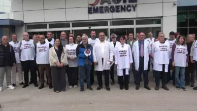 Bursa’da NEV Esentepe Hastanesi’nde yaşanan ekonomik sorunlar nedeniyle ücretlerini alamadıklarını