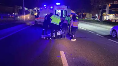Bursa’nın İnegöl ilçesinde meydana gelen trafik kazasında otomobilin çarptığı 63
