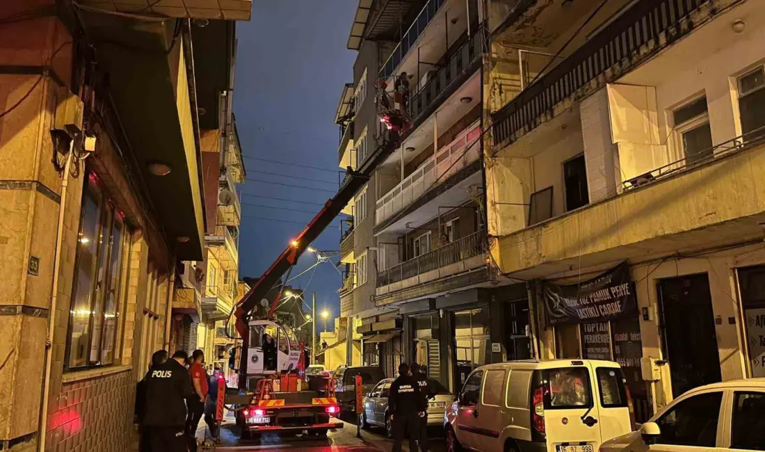 Bursa’nın Osmangazi ilçesinde annesini saatlerce rehin alan şahıs, özel harekat