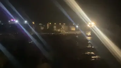 Bursa’nın Yenişehir ilçesinde etkili olan yağış, mevsimlik işçilerin kaldığı çadır