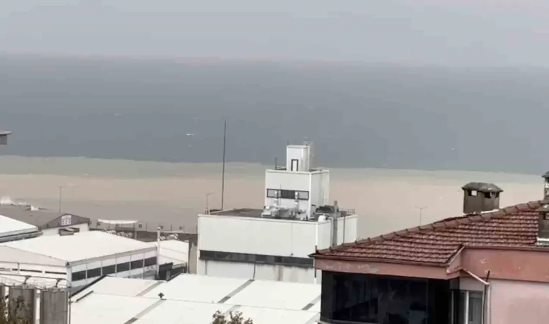 Bursa genelinde gece saatlerinden itibaren etkili olan sağanak yağış ve