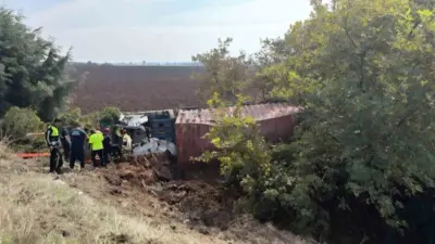 Bursa’da Kaza, Karacabey-Bandırma yolu Arız Köy mevkiinde saat 14.00 sıralarında