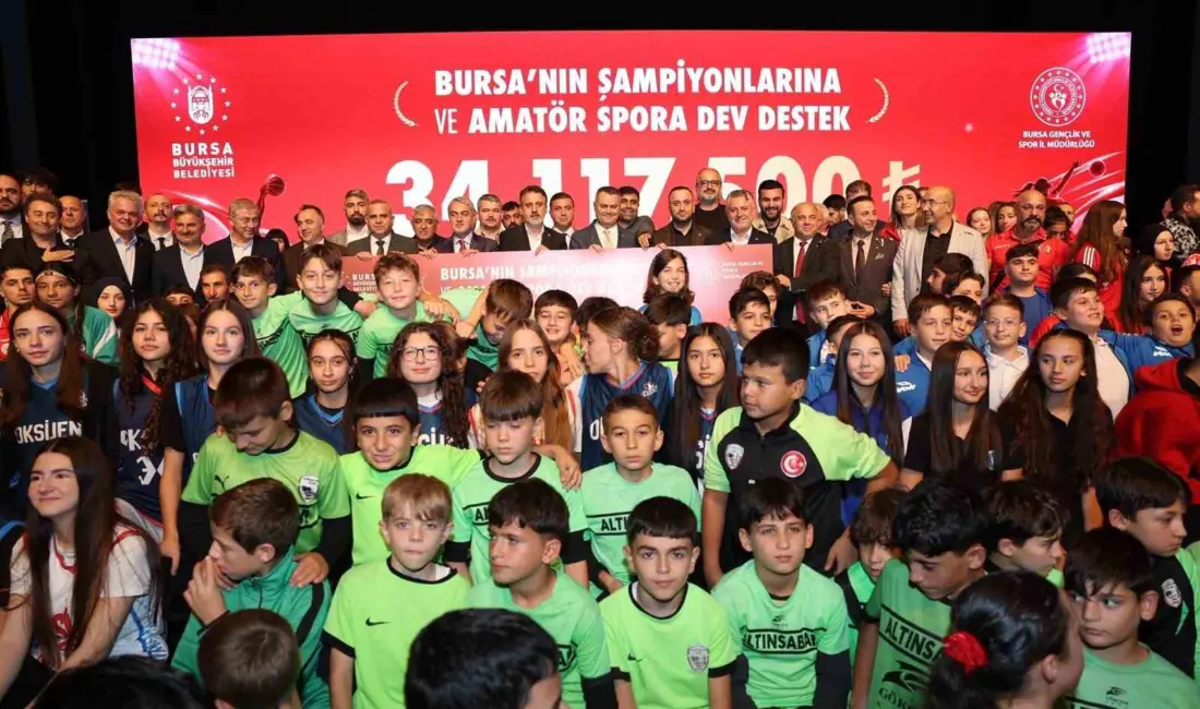 Bursa Büyükşehir Belediyesi tarafından düzenlenen ‘Amatör Spor Kulüplerine Destek ve