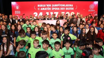 Bursa Büyükşehir Belediyesi tarafından düzenlenen ‘Amatör Spor Kulüplerine Destek ve