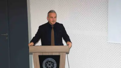 Bursa Uludağ Üniversitesi (BUÜ) Fen Edebiyat Fakültesi Öğretim Üyesi Doç.