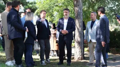 Bursa Büyükşehir Belediyesi Başkan Vekili Şahin Biba, Tophane’deki Bizans galerilerinde