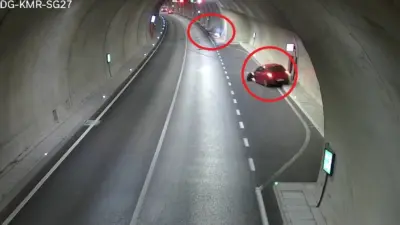 Bursa’da otomobilin karşı şeride geçerek motosiklete çarptığı kazada 52 yaşındaki