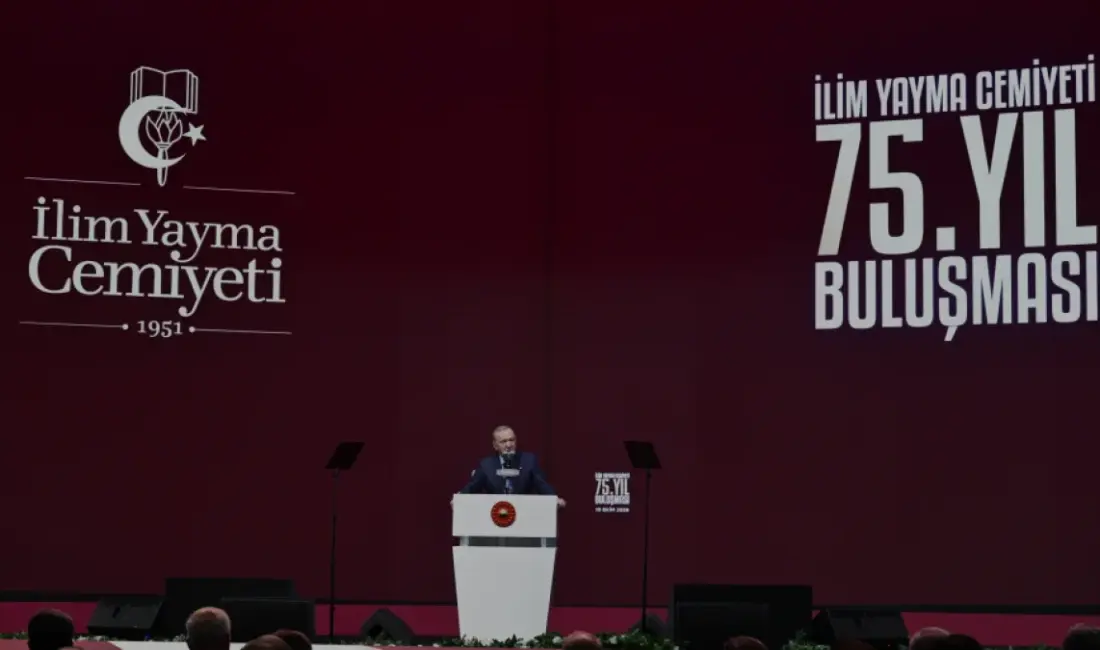 Cumhurbaşkanı Erdoğan, İstanbul'da düzenlenen İlim Yayma Cemiyeti 75. Yıl Buluşması'nda