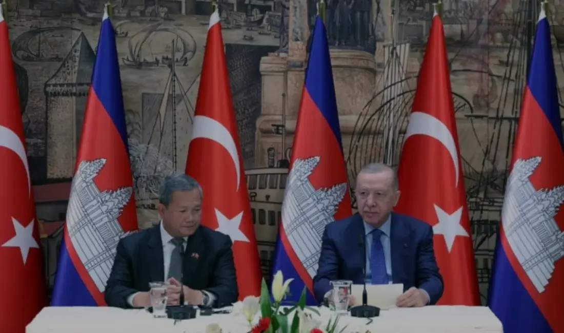 Cumhurbaşkanı Erdoğan ve Kamboçya Başbakanı Manet, İstanbul'da bir araya gelerek