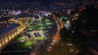 Bursa Büyükşehir Belediyesi tarafından Cumhuriyet Bayramı dolayısıyla düzenlenen kortejde marşlar