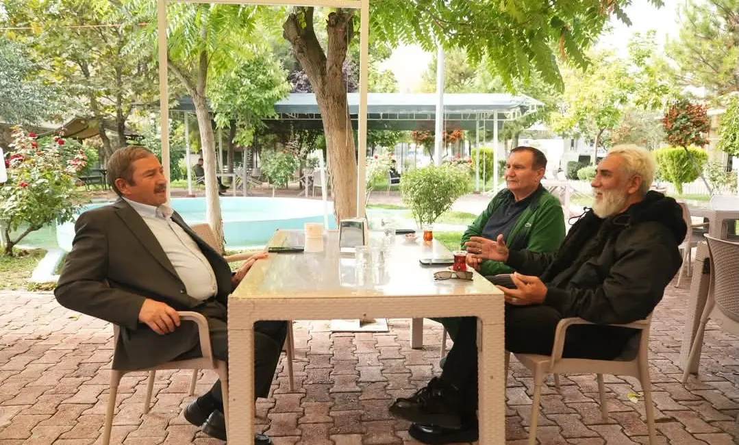 Darende Belediye Başkanı Alican Bozkurt, iş insanı Mehmet Ünal ile