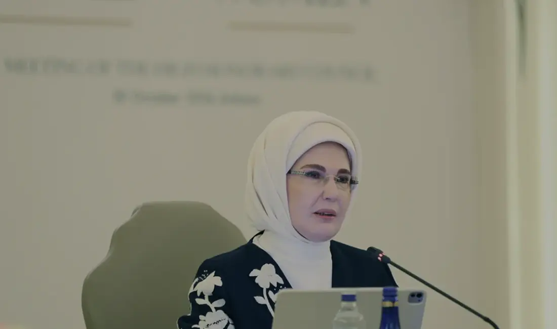Emine Erdoğan, TDT Aile ve Kadın Konseyi toplantısında kadınların aile