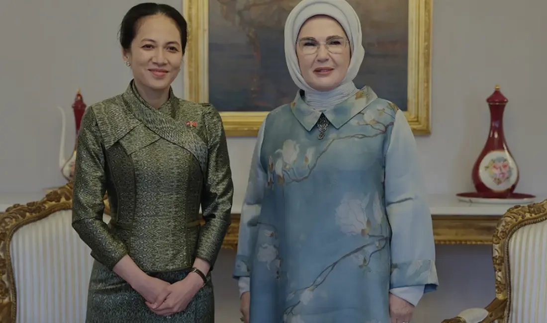 Emine Erdoğan, Kamboçya Başbakanı'nın eşi Pich Chanmony ile Vahdettin Köşkü'nde