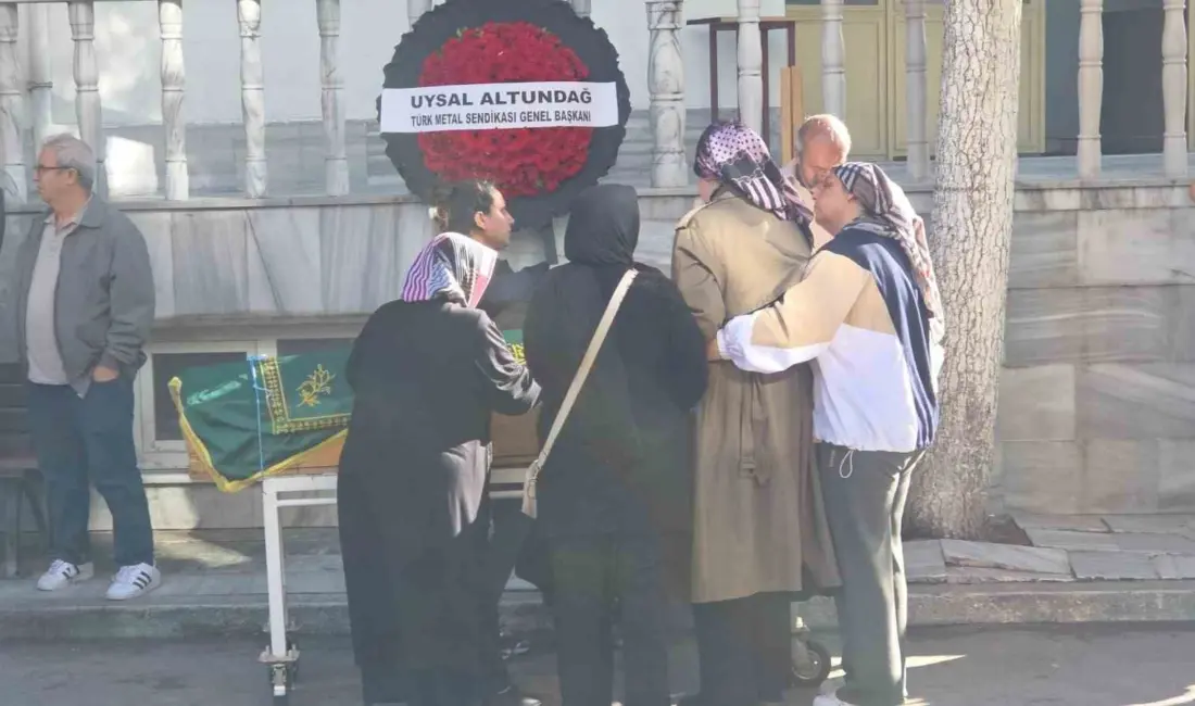 Bursa’nın Orhangazi ilçesinde çalıştığı fabrikada 12 metre yükseklikteki çatıdan düşen