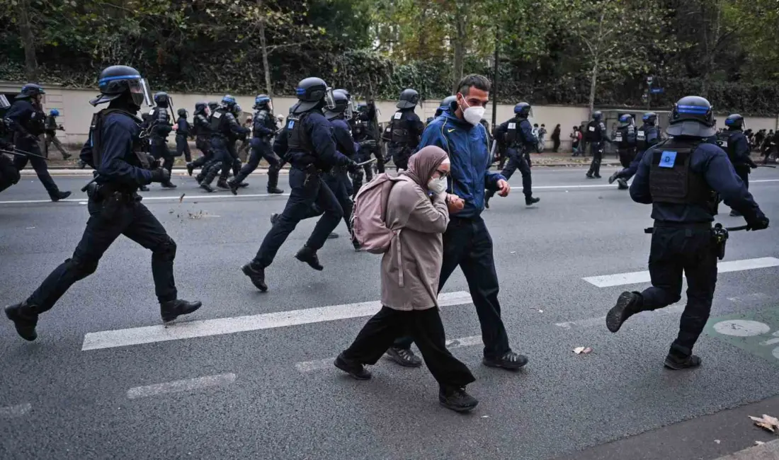 Fransa’da üçüncü haftasında devam eden öğrenci protestolarında bugün 160 binden