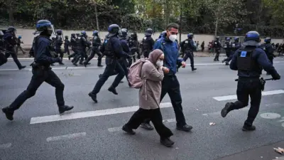 Fransa’da üçüncü haftasında devam eden öğrenci protestolarında bugün 160 binden