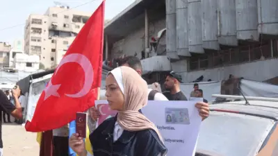 Gazze Şeridi’ndeki Türk vatandaşları, İsrail saldırılarının ardından seyahatlere getirilen kısıtlamalar