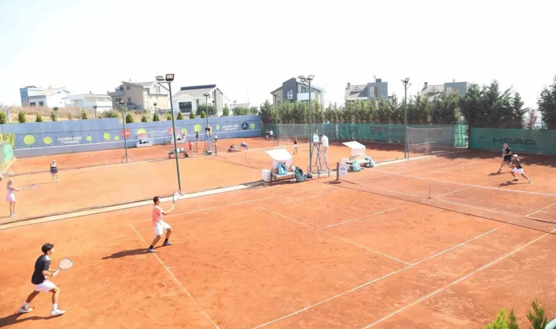Nilüfer Belediyesi’nin katkılarıyla Yenigün Tenis Kulübü’nün ev sahipliğinde düzenlenen 4.