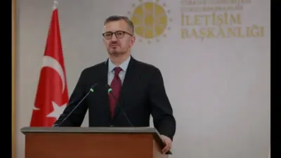 İletişim Başkanı Burhanettin Duran, Antalya Kepez'de meydana gelen hortum felaketinde