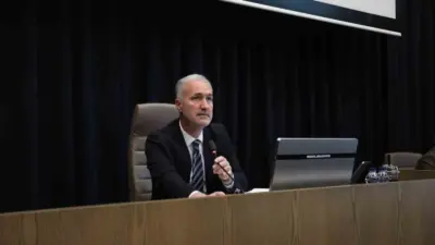 İnegöl Belediyesi’nin ekim ayı olağan meclis toplantısında İçişleri Bakanlığı Mahalli