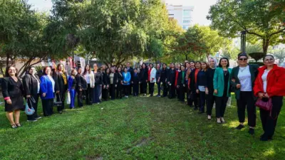 Manisa’da kadın muhtarlar, mahallelerde yürütülen hizmetlerden duydukları memnuniyeti ifade ederek,