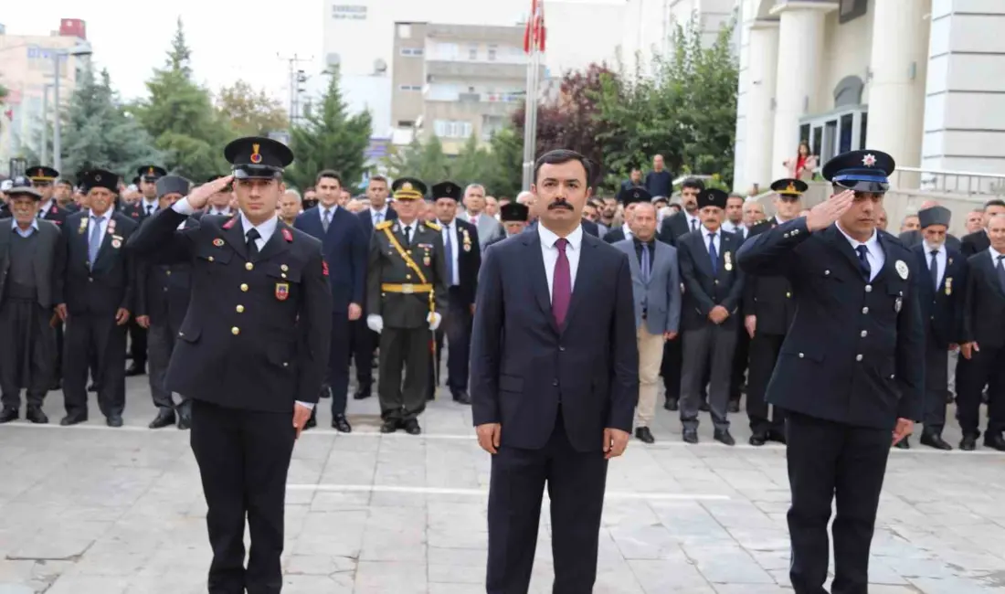 Adıyaman’ın Kahta ilçesinde, Cumhuriyet’in ilanının 103. yıl dönümü dolayısıyla düzenlenen
