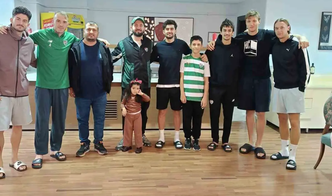 Bursaspor kaptanı Ertuğrul Ersoy’un, Nijeryalı futbolcu Kelechi Iheanacho’nun yaz kış