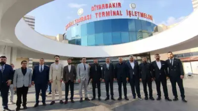 Milliyetçi Hareket Partisi (MHP) Diyarbakır İl Başkanı Hasan Özcoşkun ve