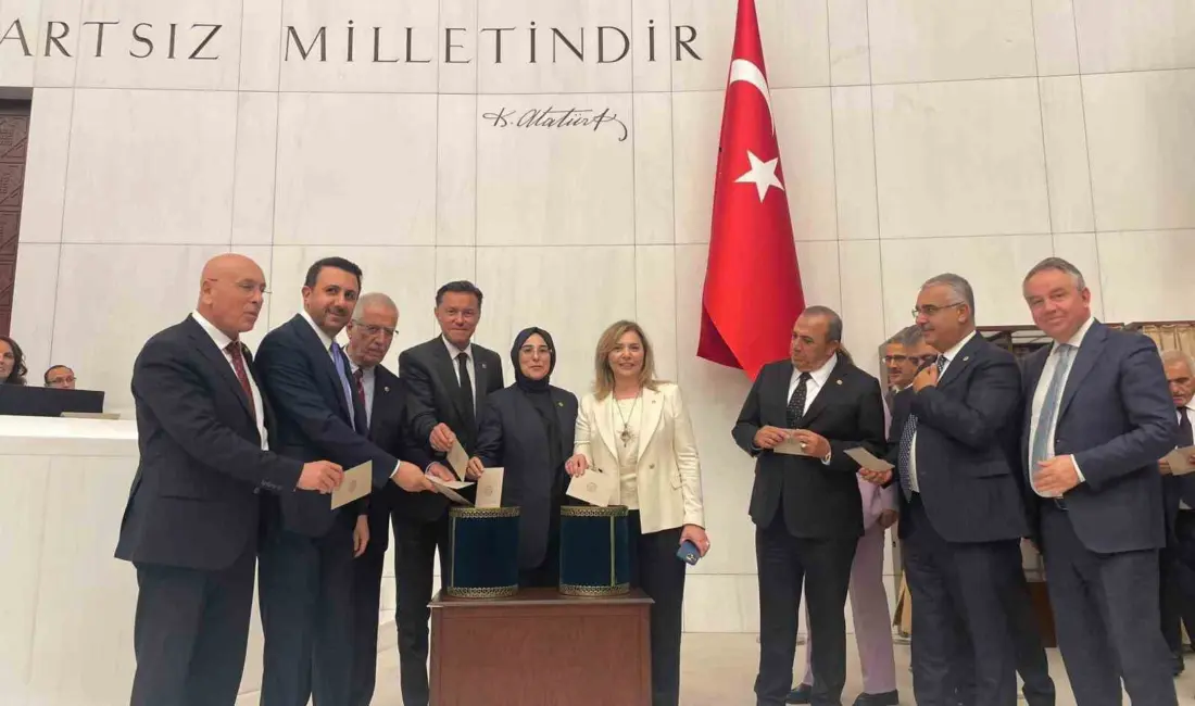 Türkiye Büyük Millet Meclisi’nde (TBMM) Türk Kızılay Kanunu Teklifi ile