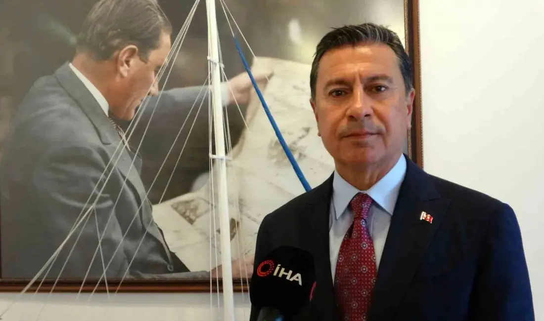 Muğla Büyükşehir Belediye Başkanı Ahmet Aras, başka bir siyasi partiye