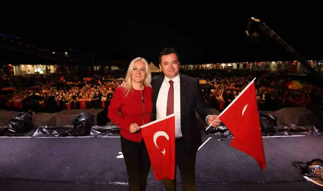 Osmangazi Belediyesi, Cumhuriyet’in kuruluşunun 103. yıl dönümünü kentin dört bir