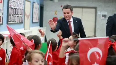Cumhuriyet’in kuruluşunun 103’üncü yıl dönümü, Osmangazi Belediyesi bünyesinde hizmet veren