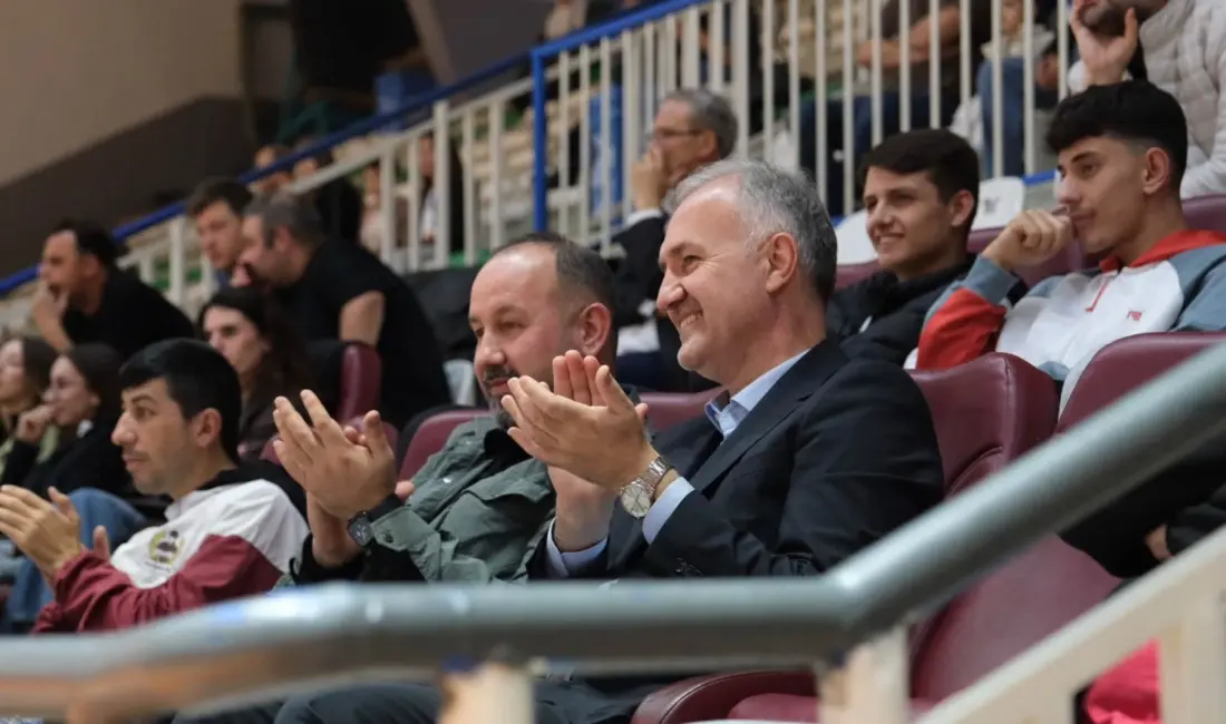 İnegöl Belediyespor Erkek Voleybol Takımı, ligin 5’inci haftasında Güner Karakaya’yı