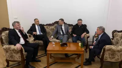 Anayasa Mahkemesi Başkanı Bogdan Swieczkowski ve Yardımcısı Bartlomiej Sochanski’nin açığa