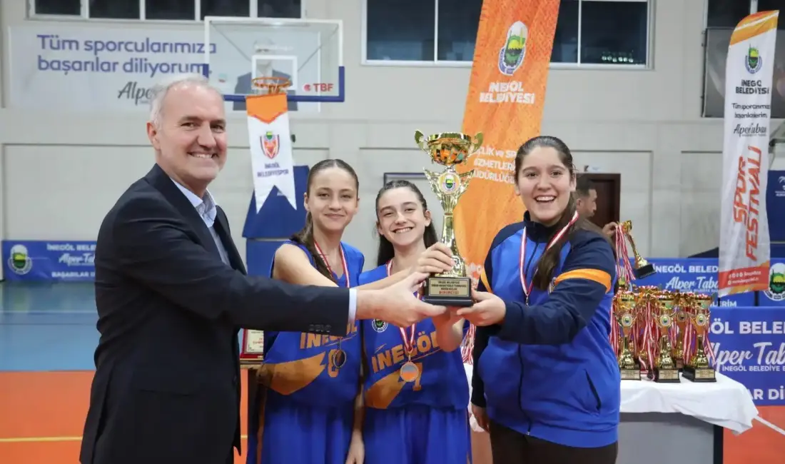 İnegöl Belediyesi tarafından düzenlenen ve 42 takım ile toplam 210