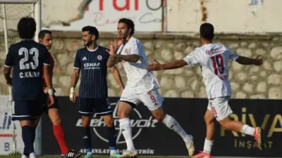 TFF 2. Lig’de Sultan Su İnegölspor, sahasında konuk ettiği Fethiyespor’u
