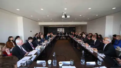 Ticaret Bakanı Ömer Bolat, resmi ziyaret kapsamında geldiği Belçika’da Türkiye-Belçika