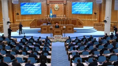 Kazakistan Cumhurbaşkanı Kasım Cömert Tokayev, Kazakistan’ın ilk nükleer santrali olan