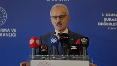 Ulaştırma ve Altyapı Bakanı Uraloğlu, Türkiye'deki aktif İHA pilotu sayısının