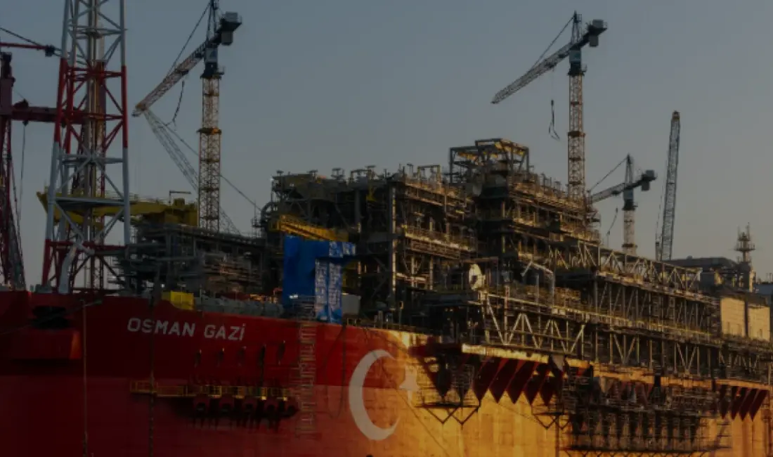 Türkiye'nin ilk yüzer üretim platformu Osman Gazi, Karadeniz'de doğal gaz