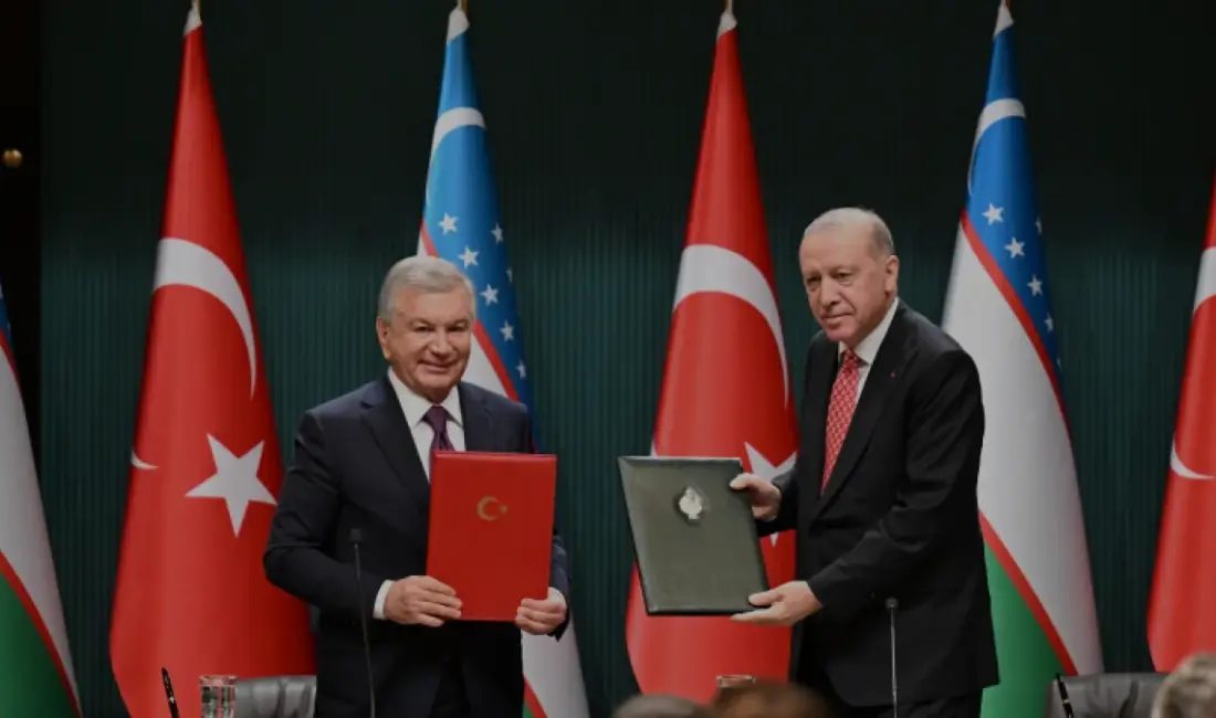 Cumhurbaşkanlığı Külliyesi'nde bir araya gelen Erdoğan ve Mirziyoyev, ticaret ve