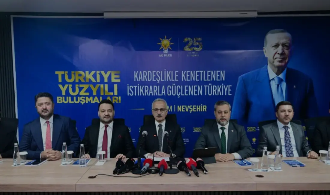 Ulaştırma ve Altyapı Bakanı Abdulkadir Uraloğlu, Nevşehir'in ulaşım altyapısına 20