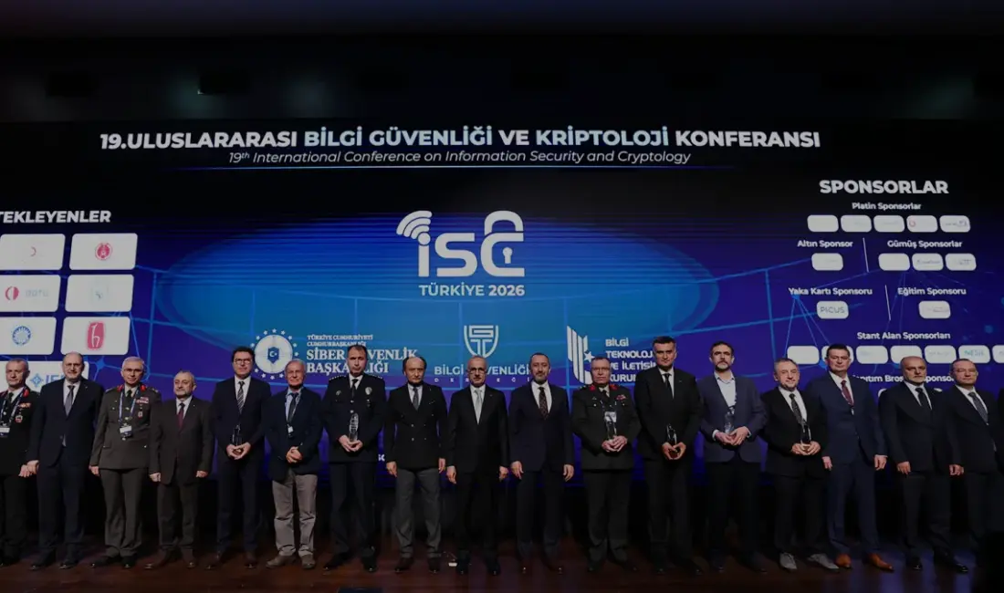 Ulaştırma Bakanı Uraloğlu, verinin dijital egemenliğin temeli olduğunu vurgularken, siber