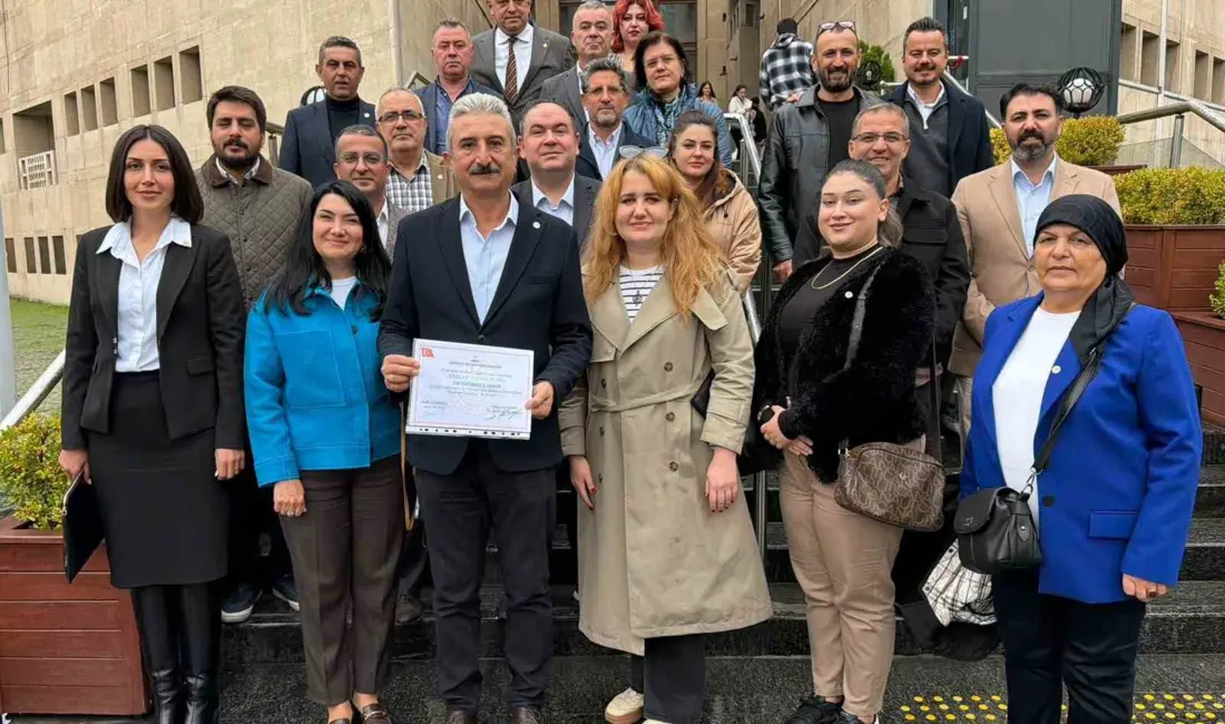 Bursa’da yapılan kongrenin ardından yönetimini de belirleyen Yeni Parti Bursa