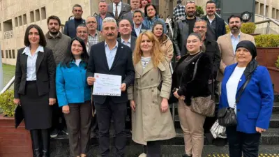 Bursa’da yapılan kongrenin ardından yönetimini de belirleyen Yeni Parti Bursa