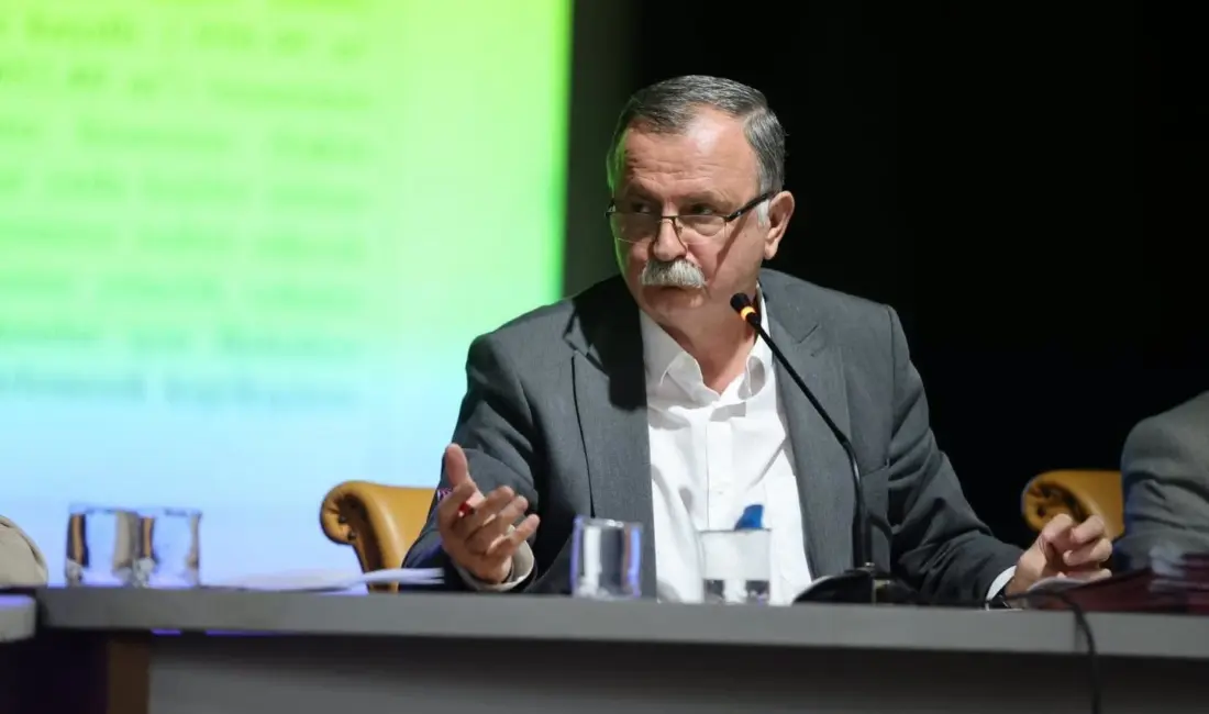Yunusemre Belediyesi Ekim Ayı Meclis Toplantısı’nın ilk oturumu, Belediye Başkanı